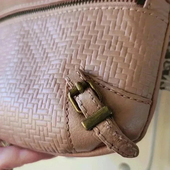 Elliott Lucca Messina 3 Zip Dusty Pink Crossbody bag - Picture 4 of 16